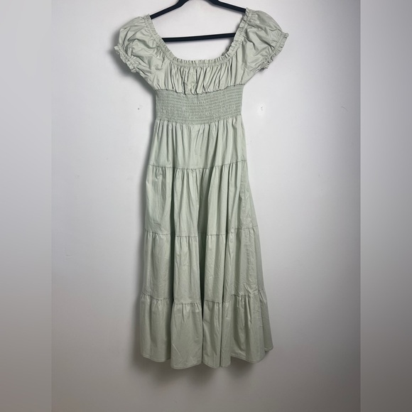 WeWoreWhat Small Cotton Poplin Sage Green Puff Sleeve Smocked Tiered Midi Dress - Picture 3 of 11